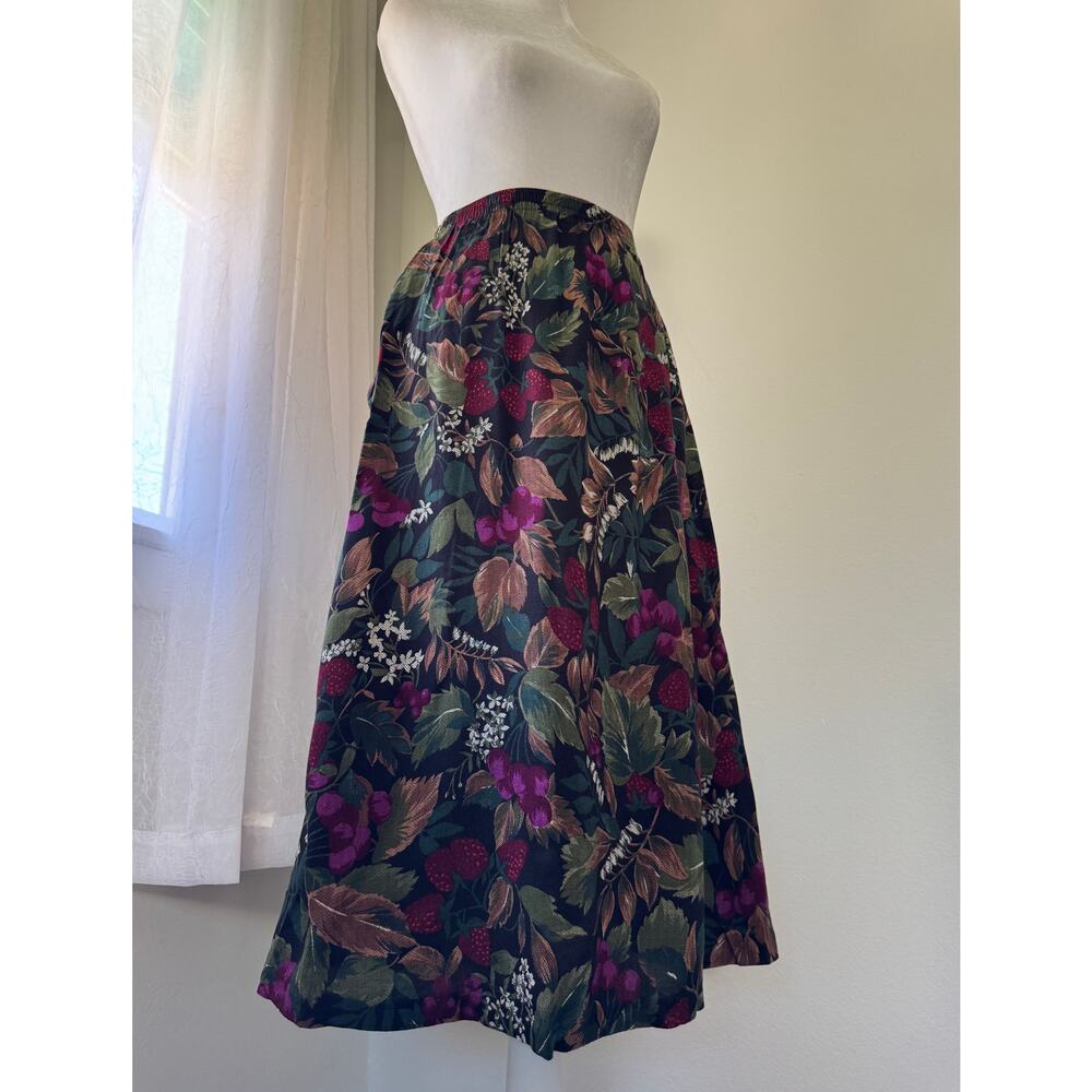 Vintage ‘90s Walnut Sport Multicolored Floral & Strawberry Print Midi Skirt